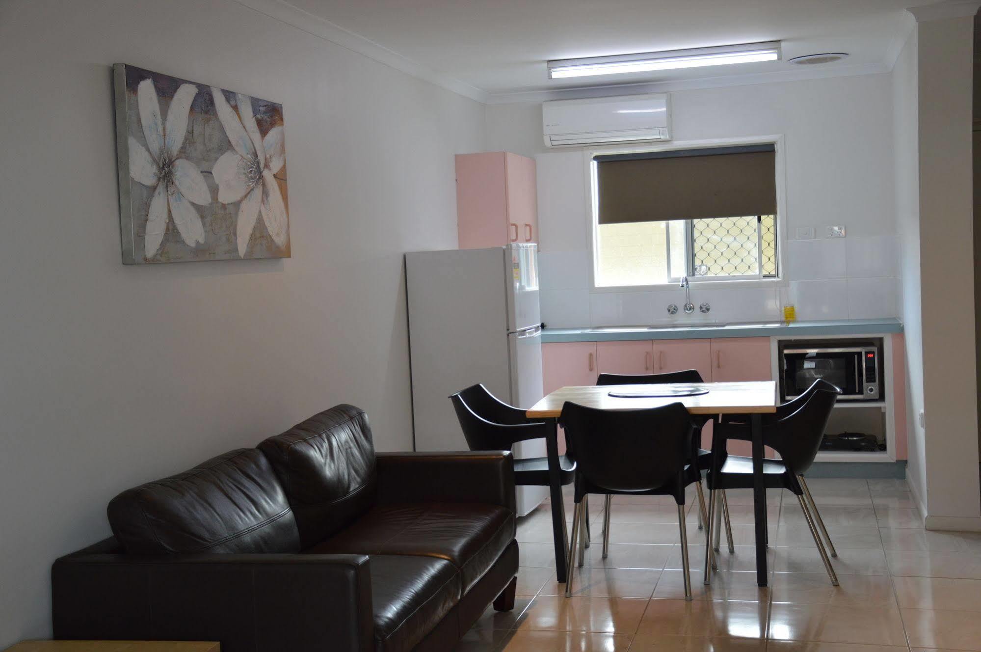 Rover Holiday Units Mackay Dış mekan fotoğraf