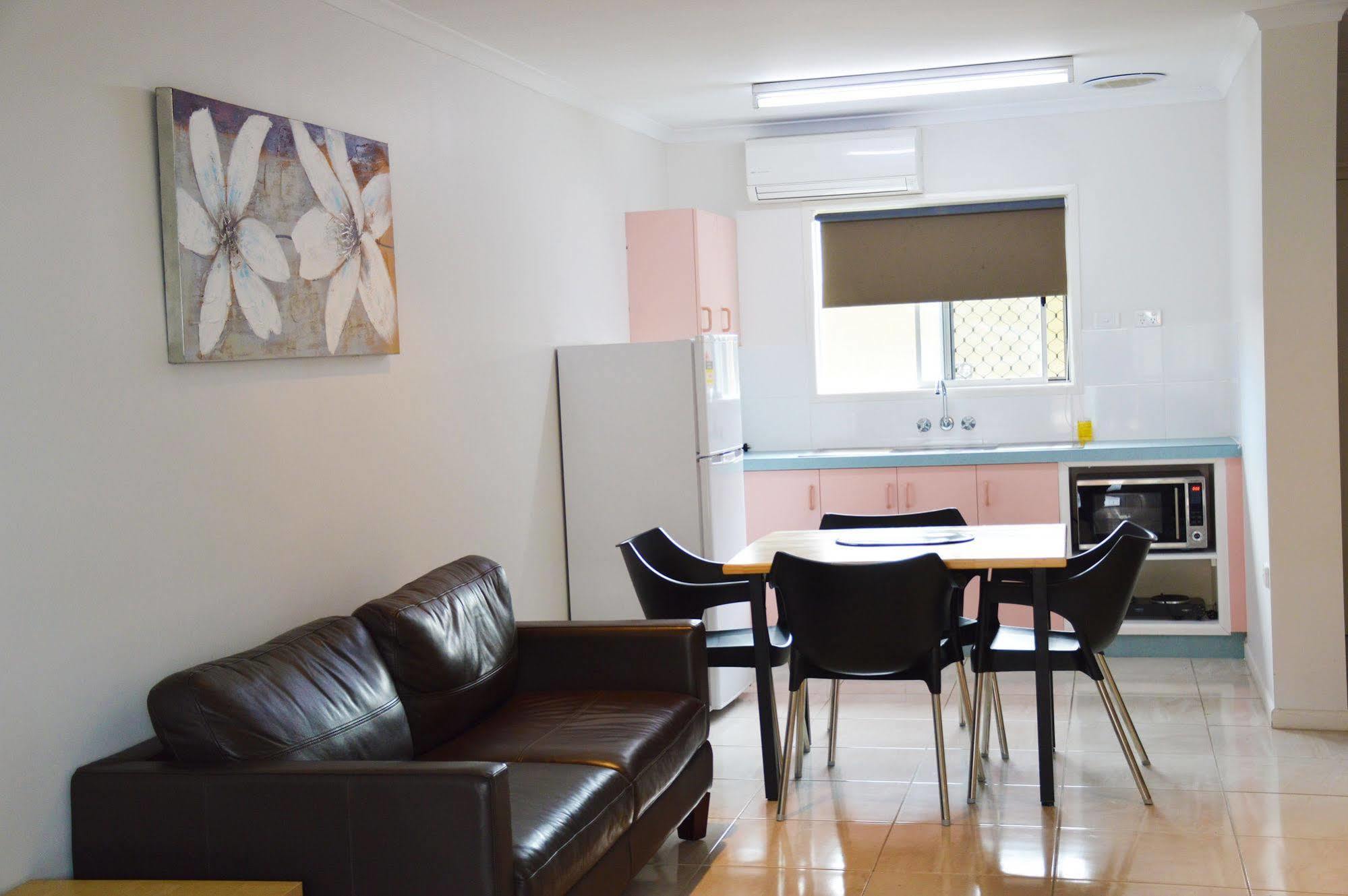 Rover Holiday Units Mackay Dış mekan fotoğraf